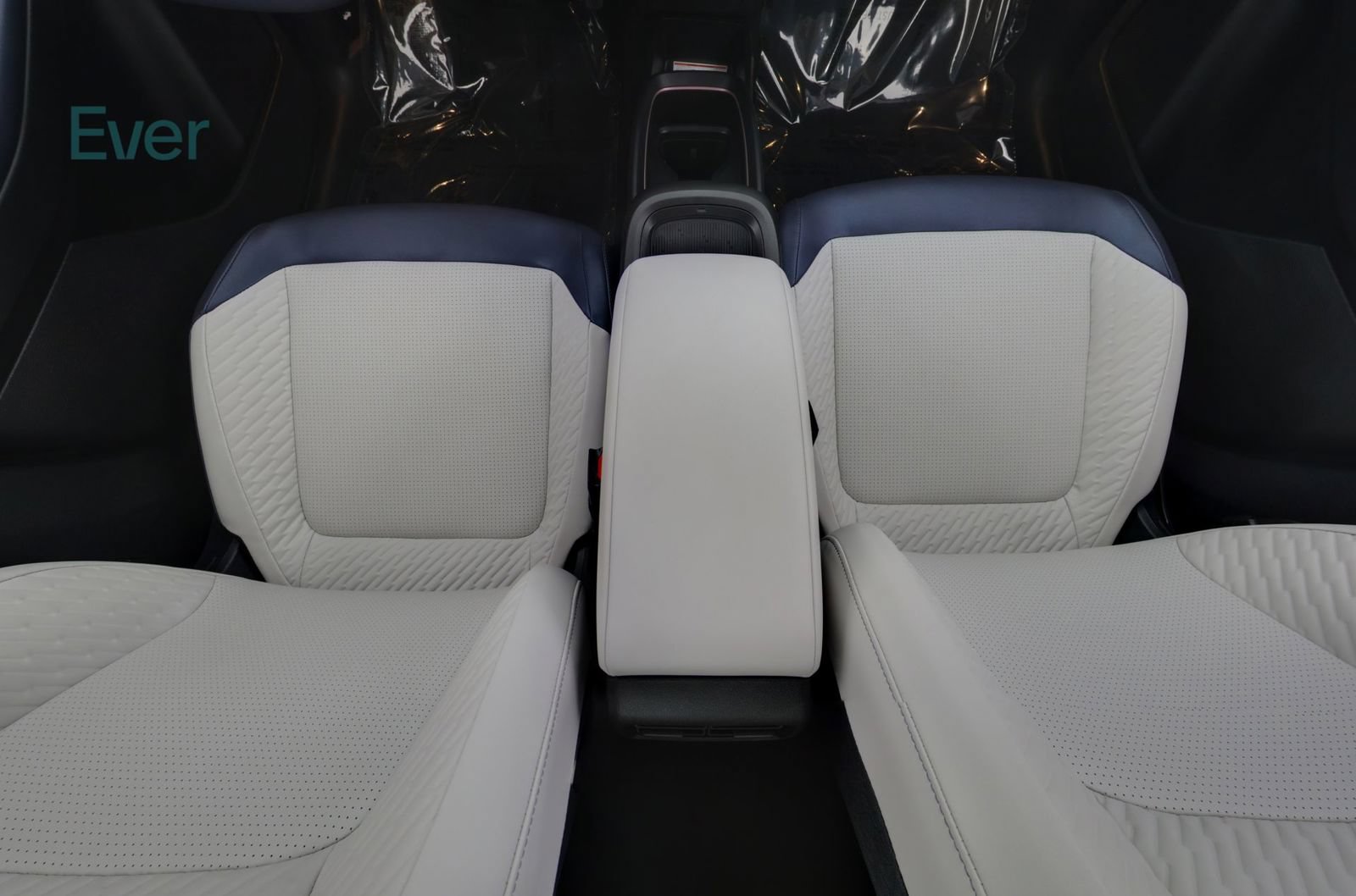 Used 2026 Nissan Leaf Platinum+ w/ Floor Mat Package (Platinum+) FWD image 27