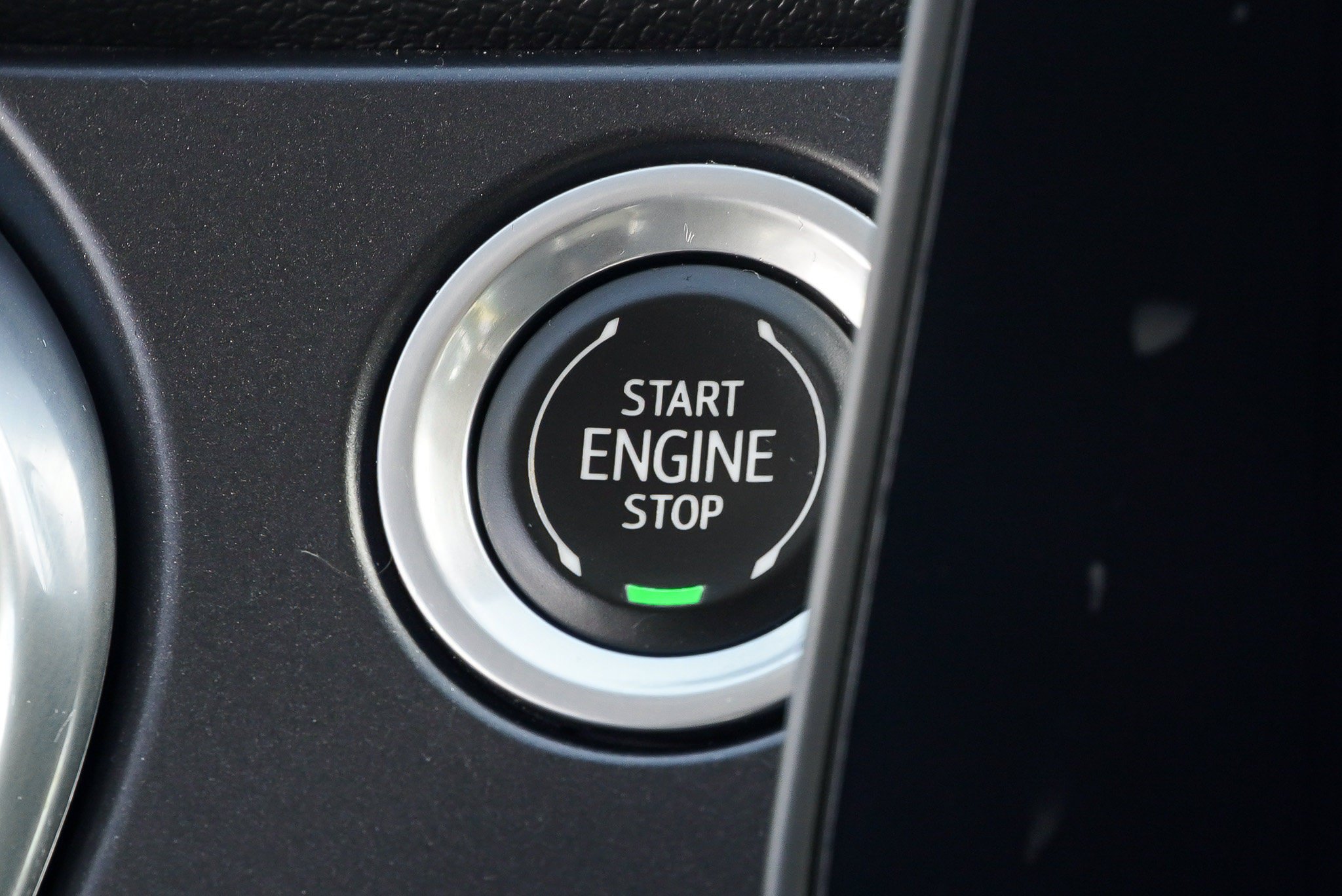 Used 2023 Chevrolet Blazer LT FWD image 39