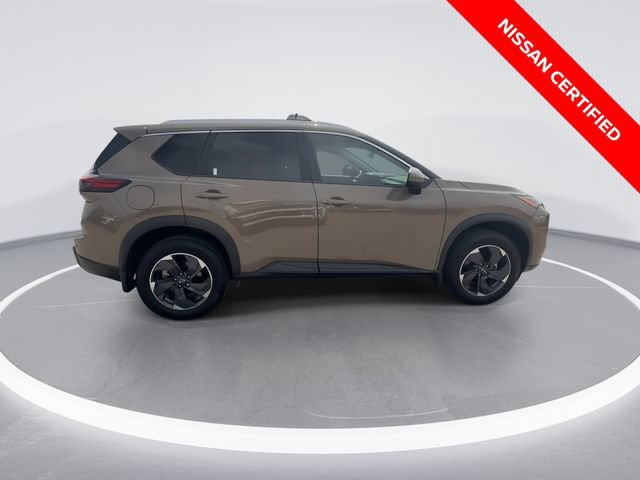 Certified 2024 Nissan Rogue SV w/ SV Premium Package AWD/4WD image 9