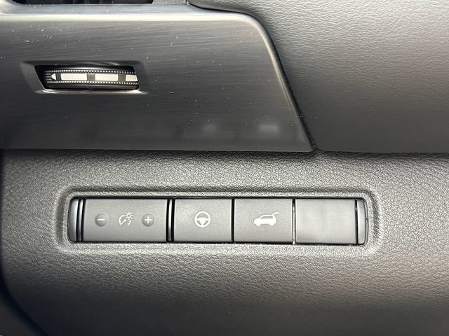 New 2026 Nissan Pathfinder Rock Creek AWD/4WD image 18
