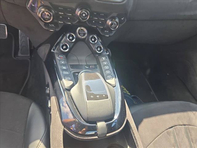 Used 2019 Aston Martin V8 Vantage Coupe RWD image 15