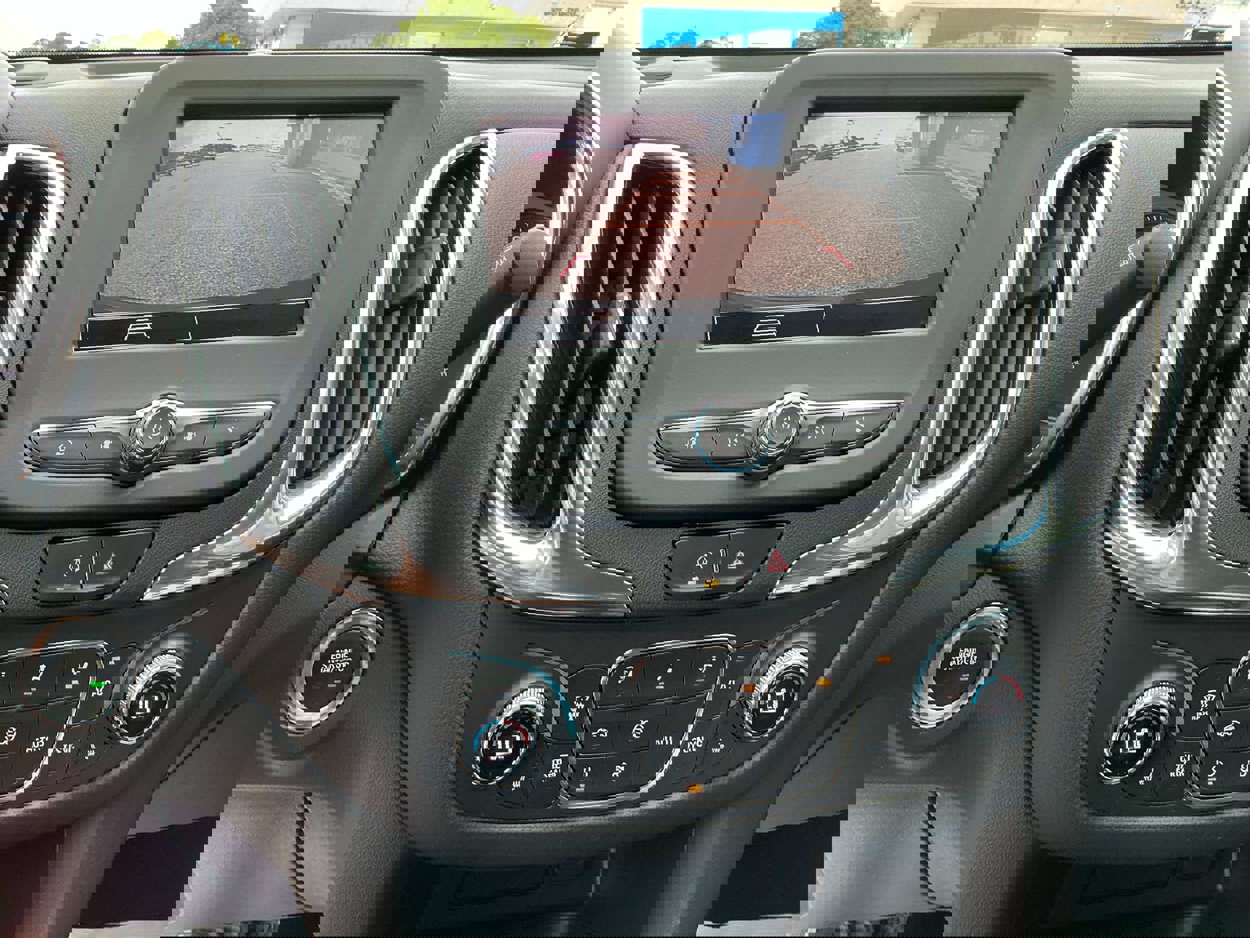 Certified 2022 Chevrolet Equinox LT image 8