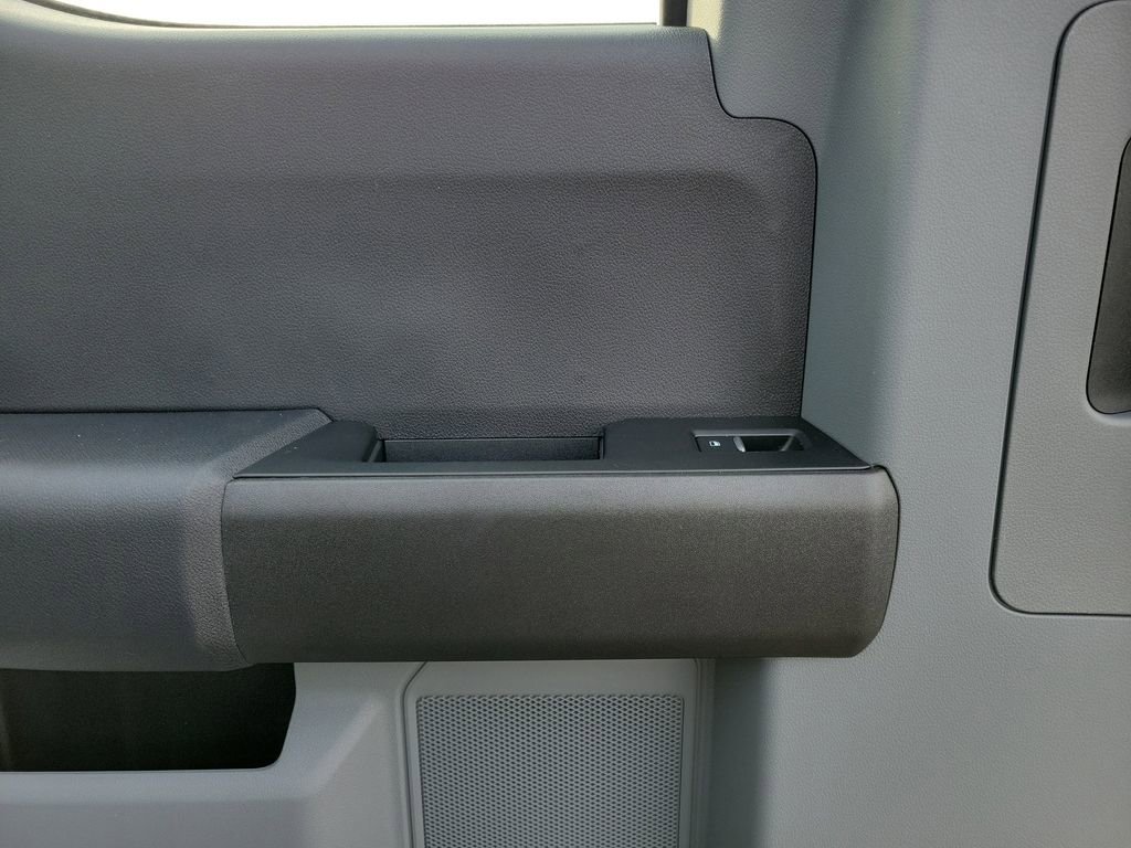 New 2026 Ford F250 XL w/ FX4 Off-Road Package image 14