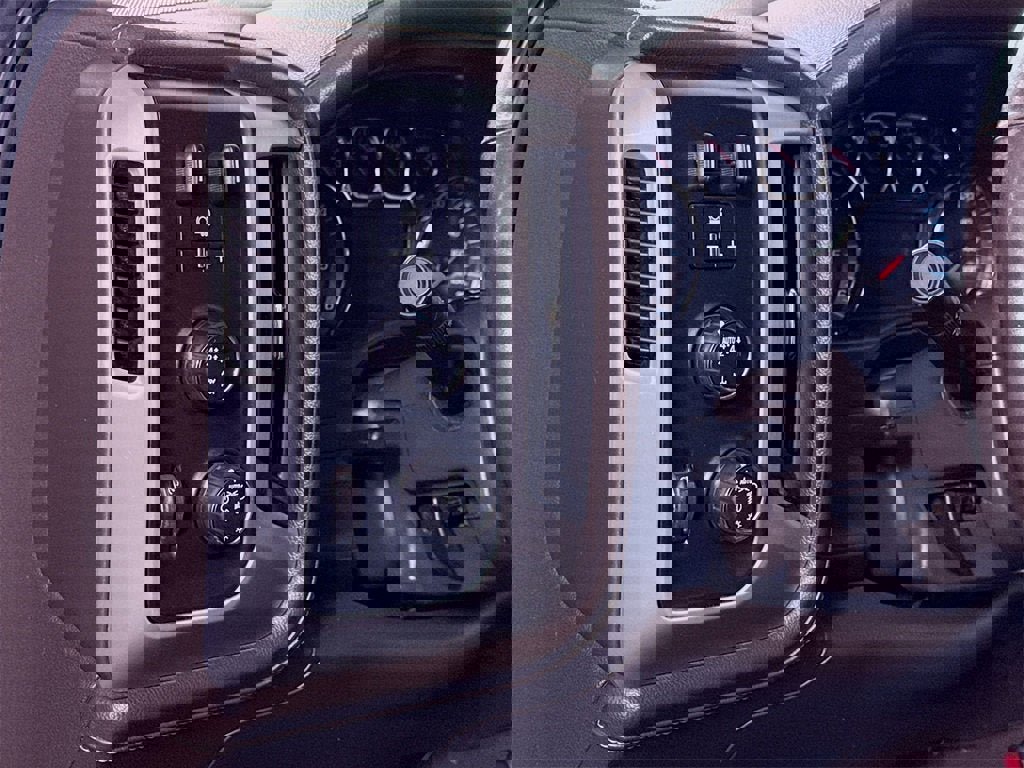 Used 2017 GMC Sierra 1500 SLT image 4