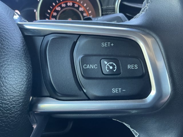 Used 2018 Jeep Wrangler Unlimited Sahara AWD/4WD image 20