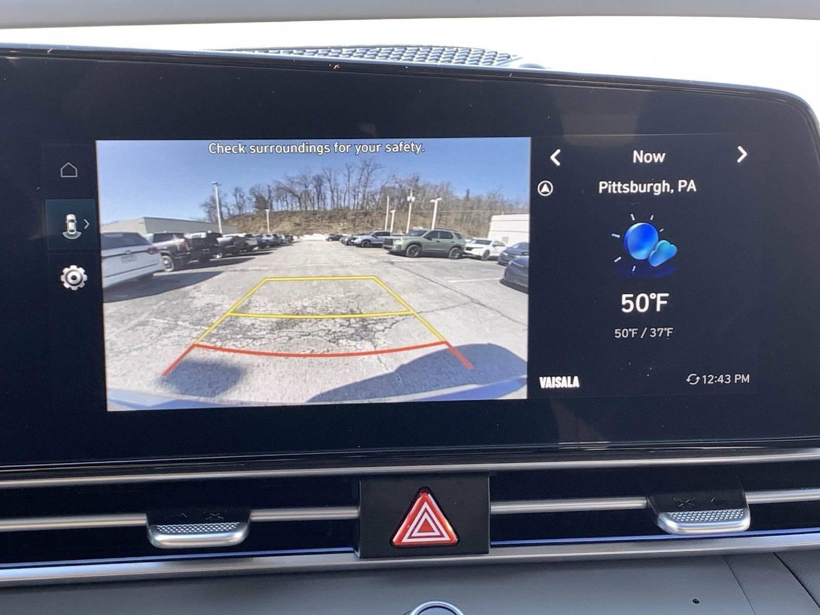 Used 2024 Hyundai Elantra SEL image 22