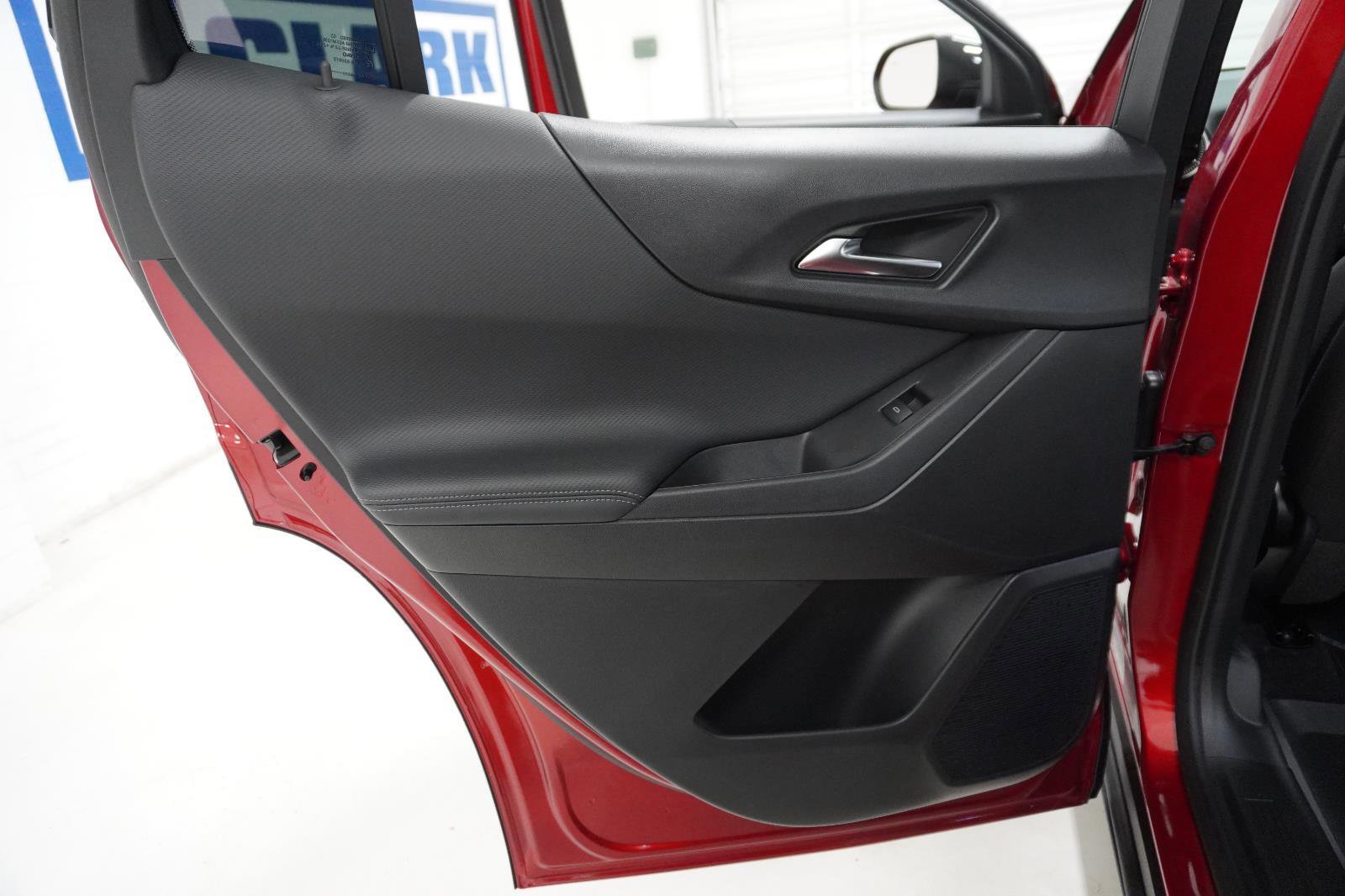 New 2026 Chevrolet Equinox LT w/ Midnight Edition image 29