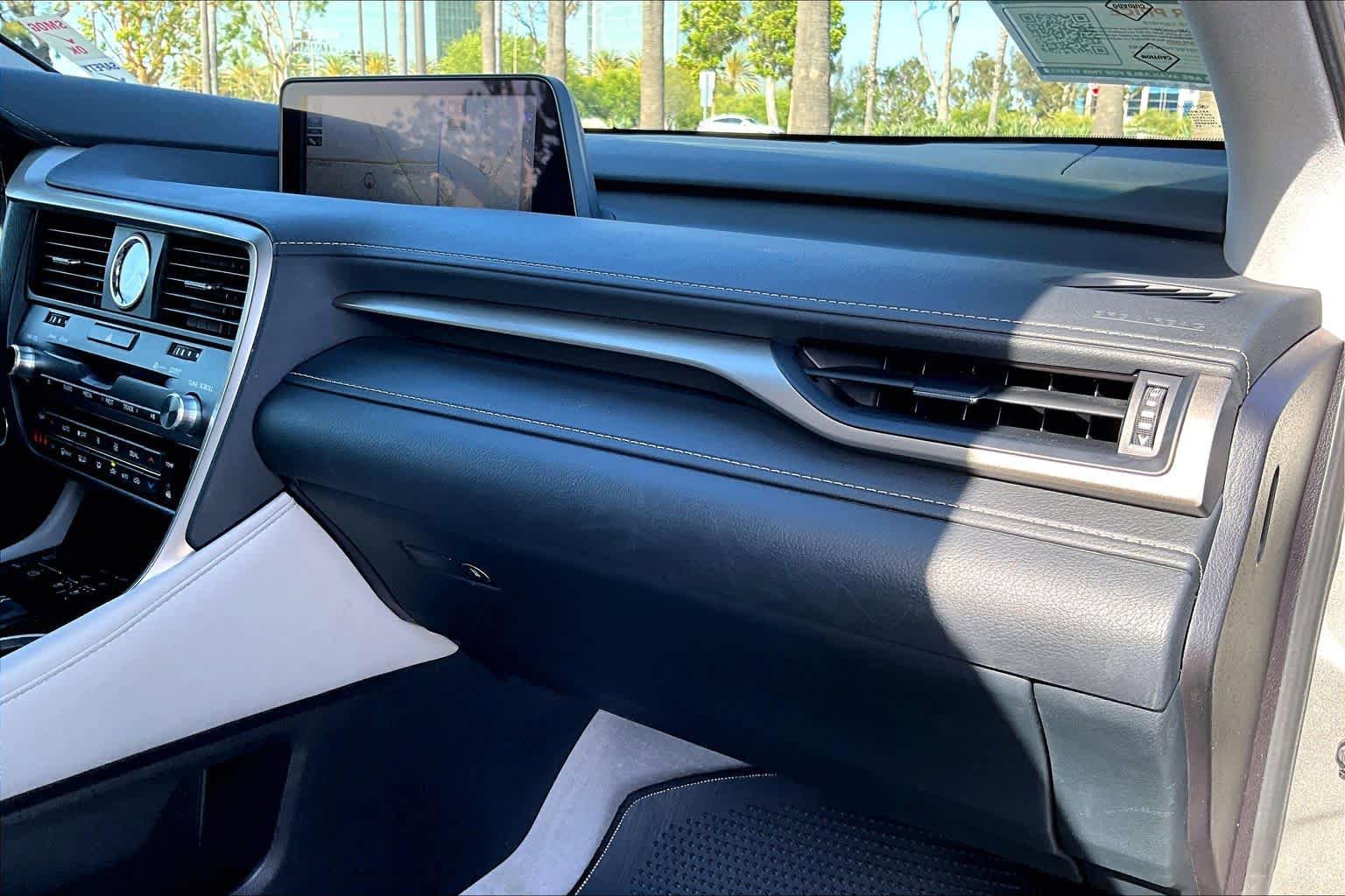 Used 2019 Lexus RX 450h AWD w/ Navigation Package image 17