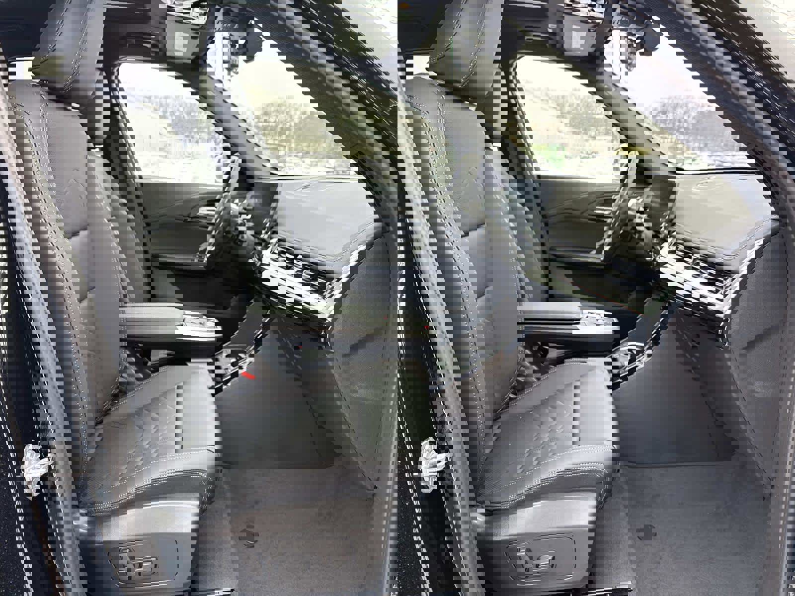 New 2026 BMW X1 xDrive28i w/ Convenience Package image 15