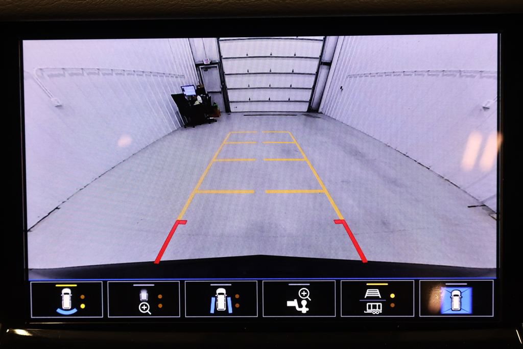 Used 2021 Cadillac XT6 Premium Luxury AWD/4WD image 32