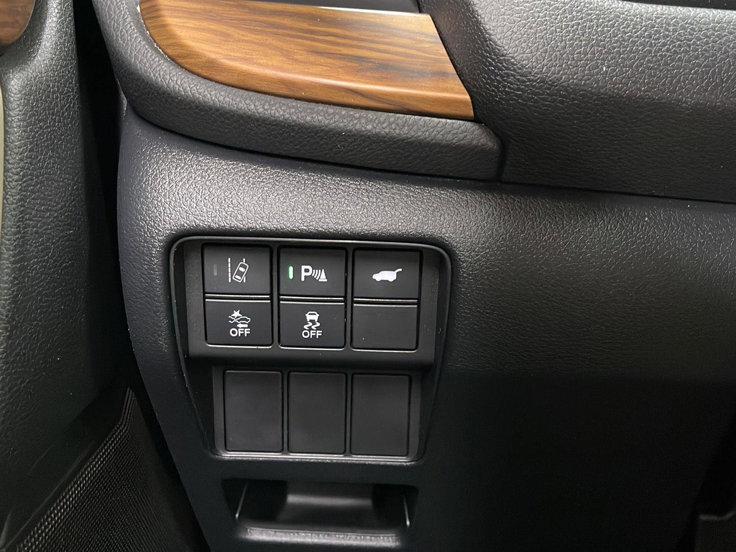 Used 2022 Honda CR-V Touring image 16