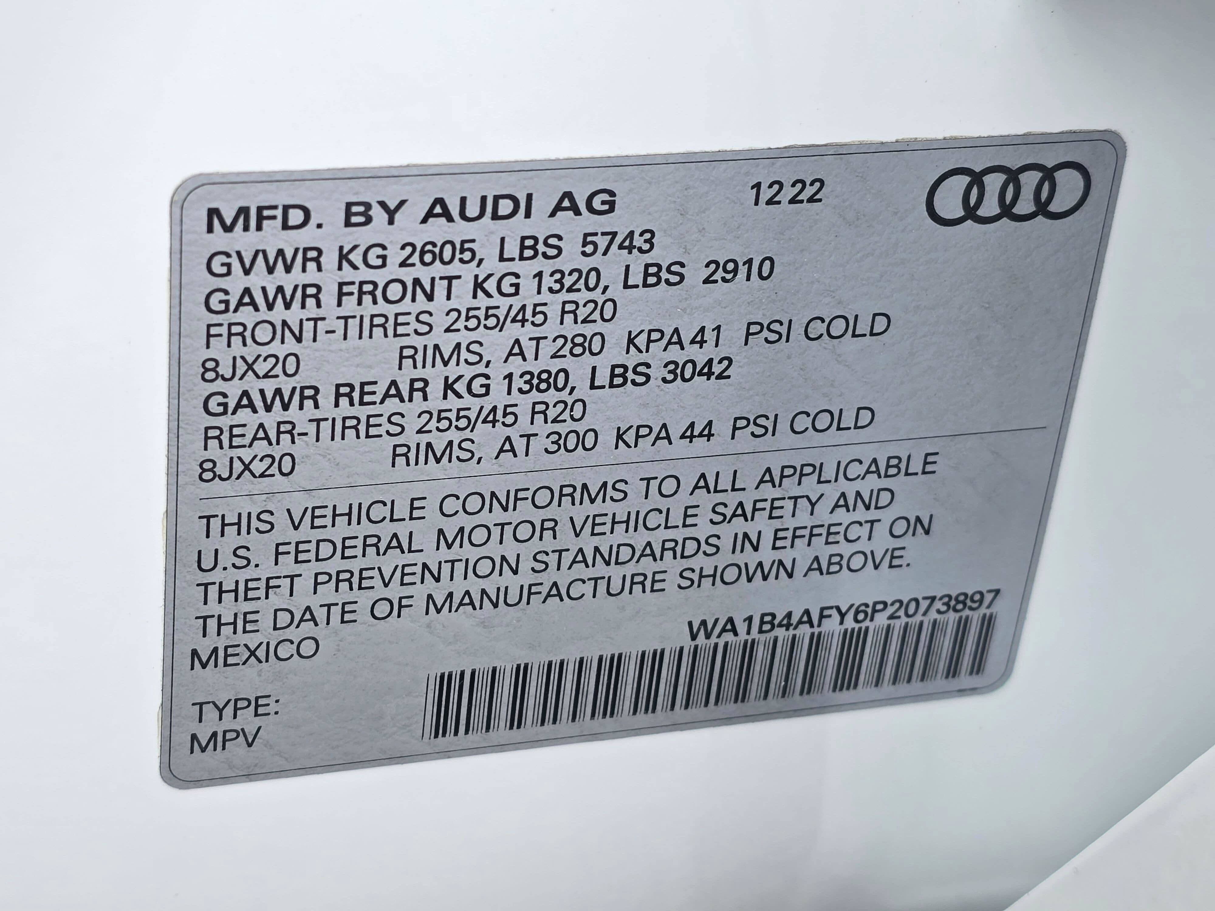 Certified 2023 Audi SQ5 Premium Plus w/ Premium Plus Package AWD/4WD image 31