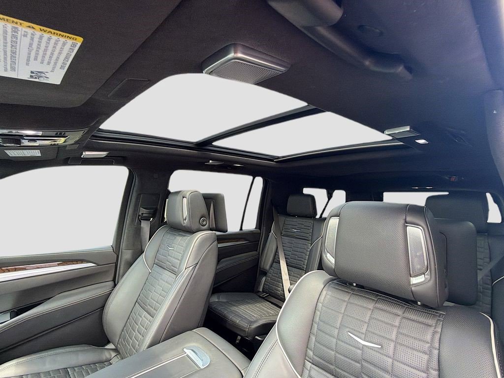 Certified 2025 Cadillac Escalade ESV Sport Platinum RWD image 18
