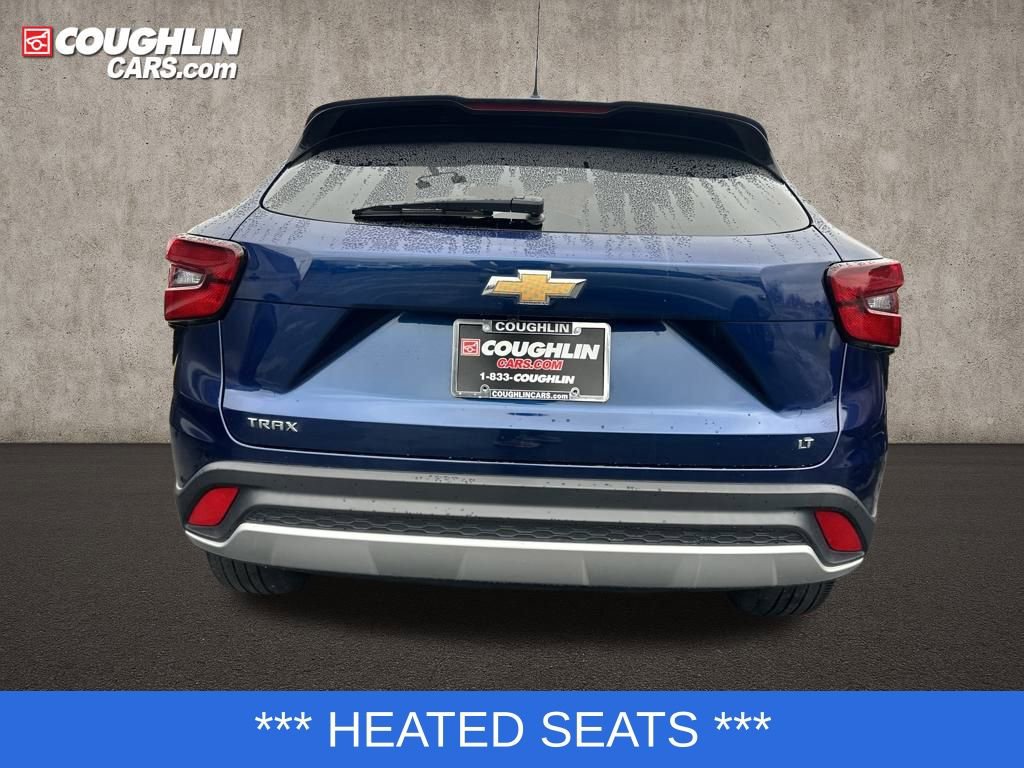 Used 2024 Chevrolet Trax LT w/ Driver Confidence Package image 6