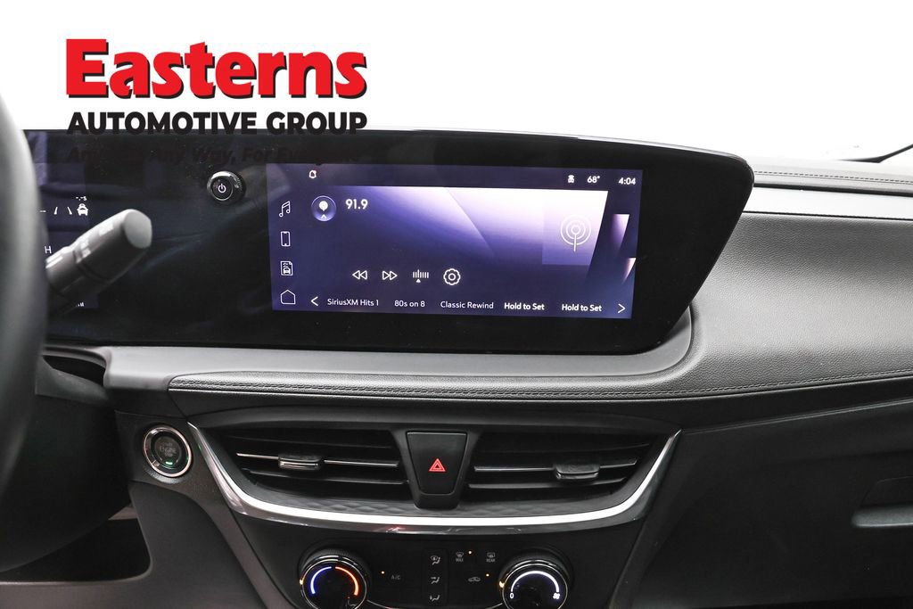 Used 2024 Buick Encore GX Preferred FWD image 11