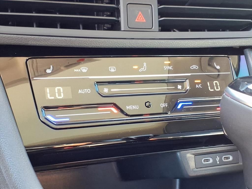 New 2026 Volkswagen Jetta SE image 14