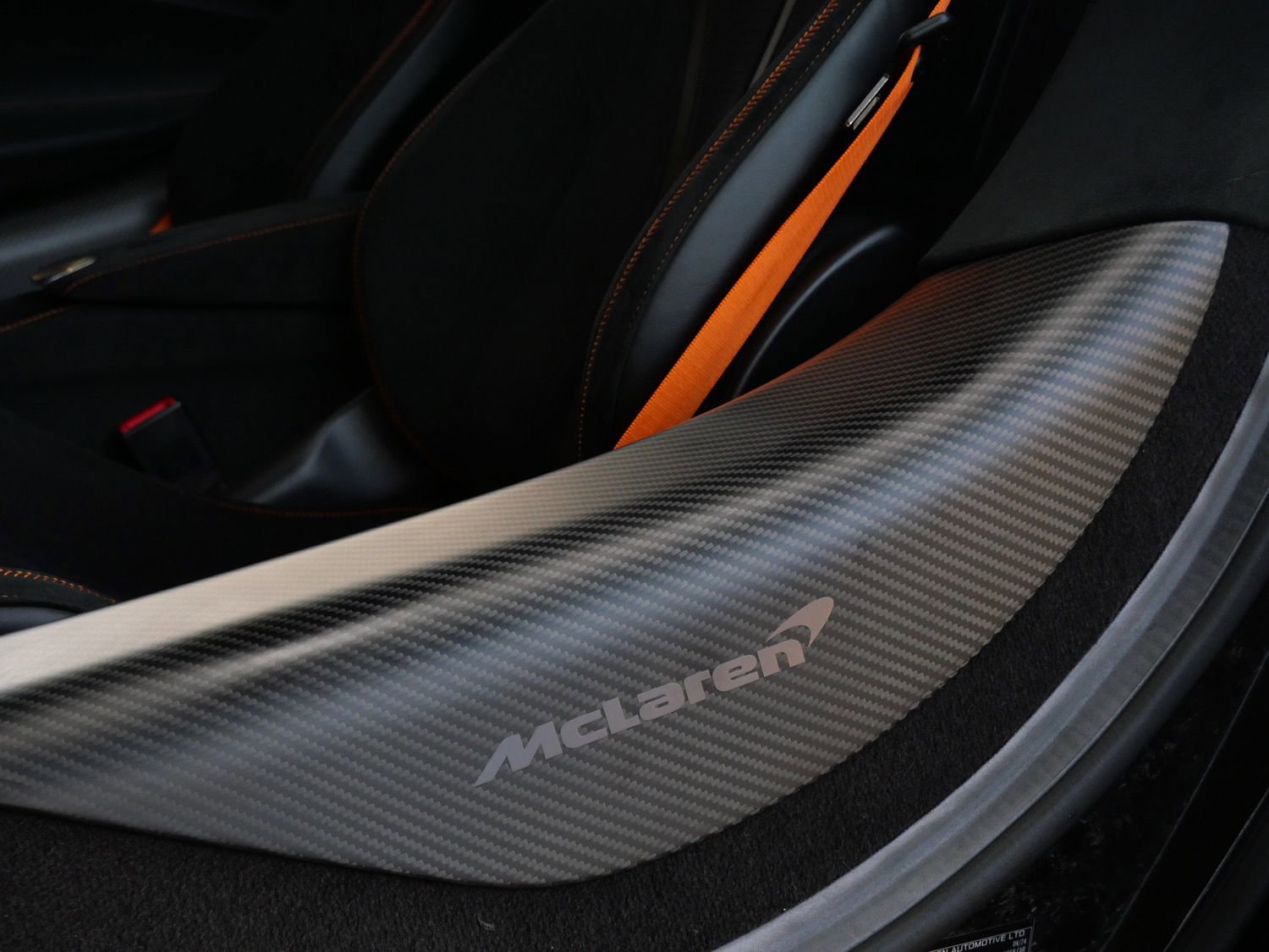Used 2024 McLaren 750S Spider RWD image 23