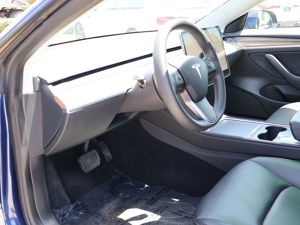 Used 2023 Tesla Model 3 Standard Range RWD image 28