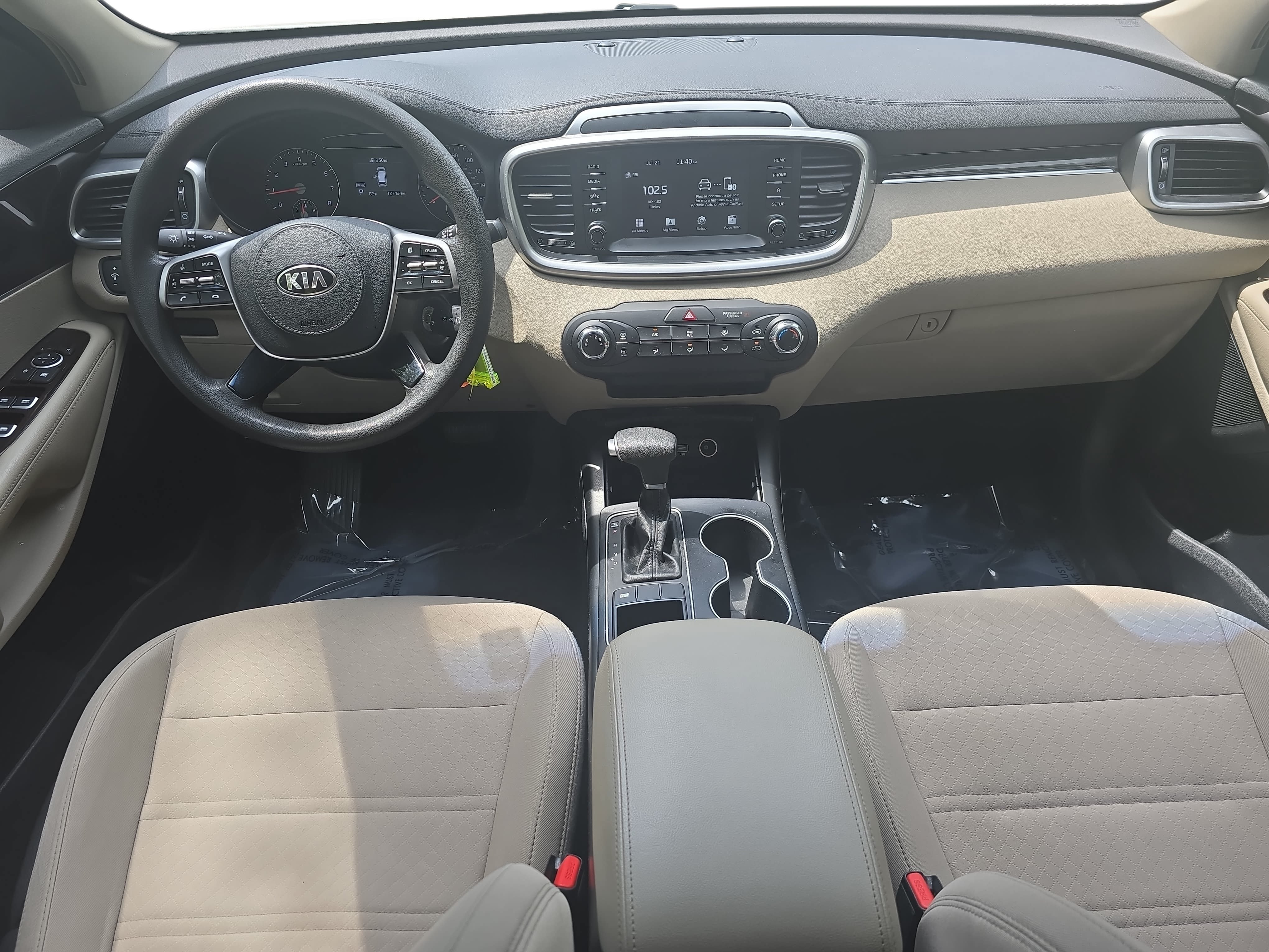 Used 2019 Kia Sorento FWD image 9