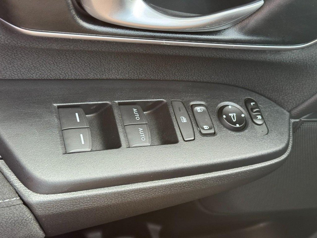 Used 2019 Honda CR-V EX image 19