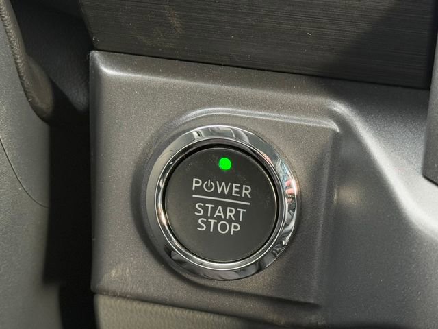 New 2025 Ford F150 Lightning XLT image 17