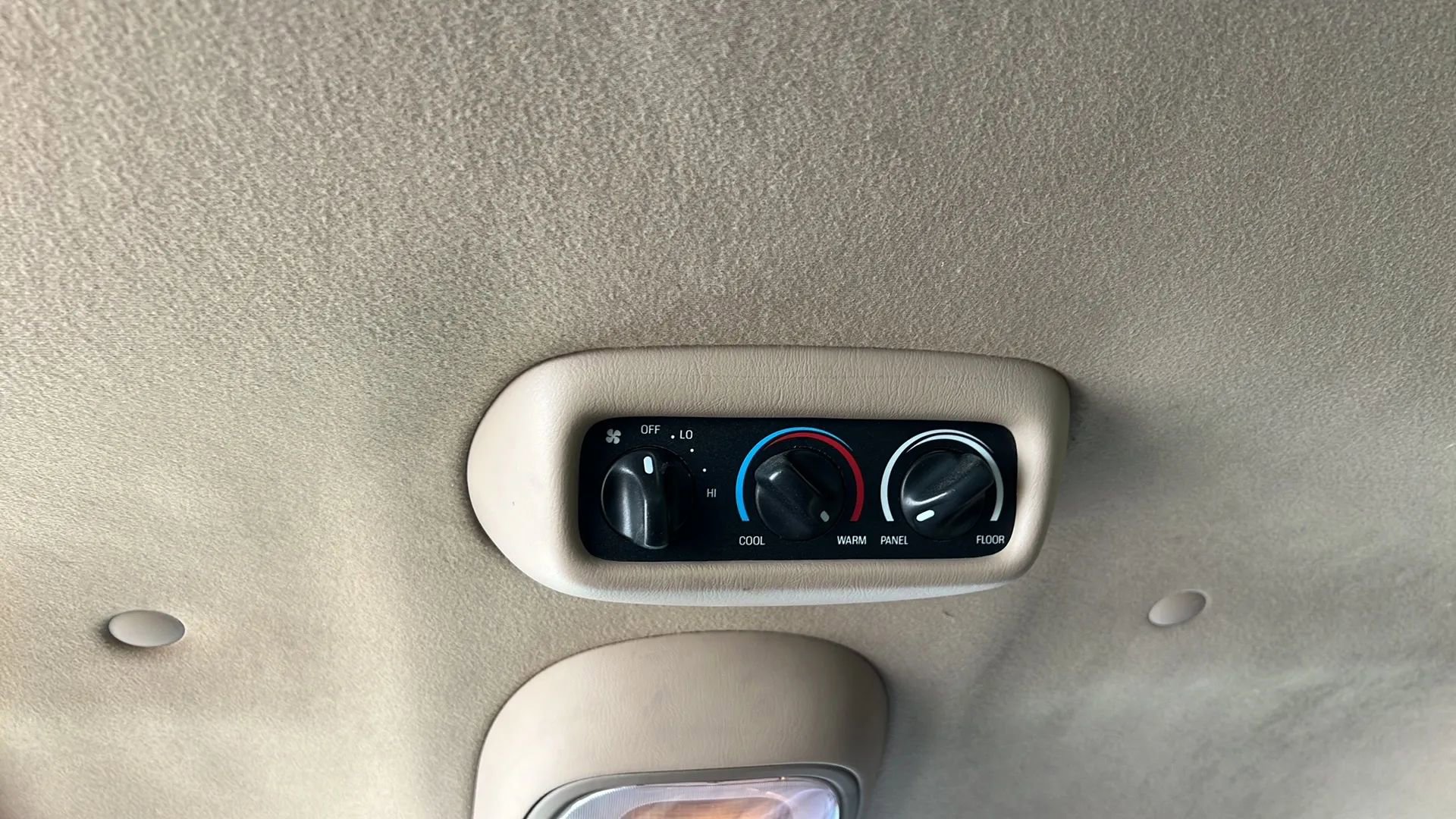 Used 2004 Ford Excursion Limited AWD/4WD image 13