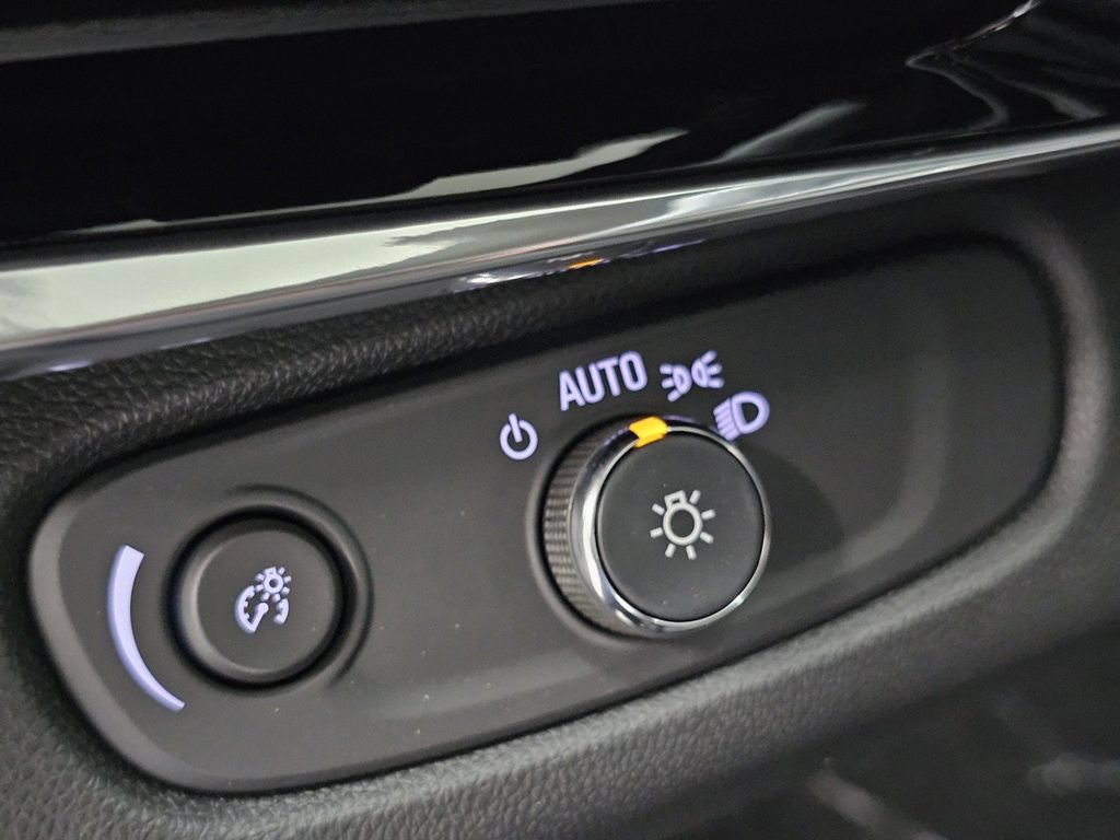 New 2026 Buick Envista Sport Touring w/ Convenience I Package FWD image 34