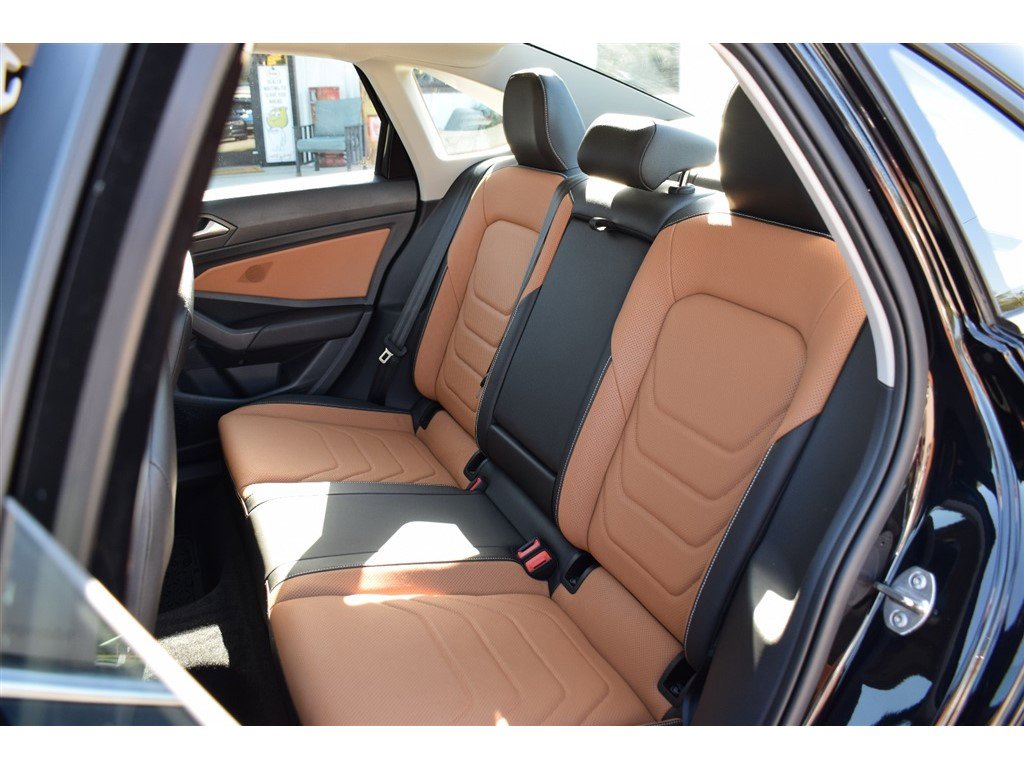 Used 2023 Volkswagen Jetta SEL image 15