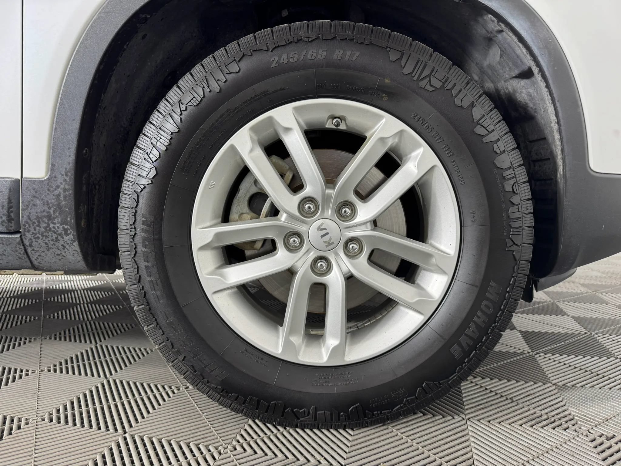 Used 2015 Kia Sorento LX FWD image 42