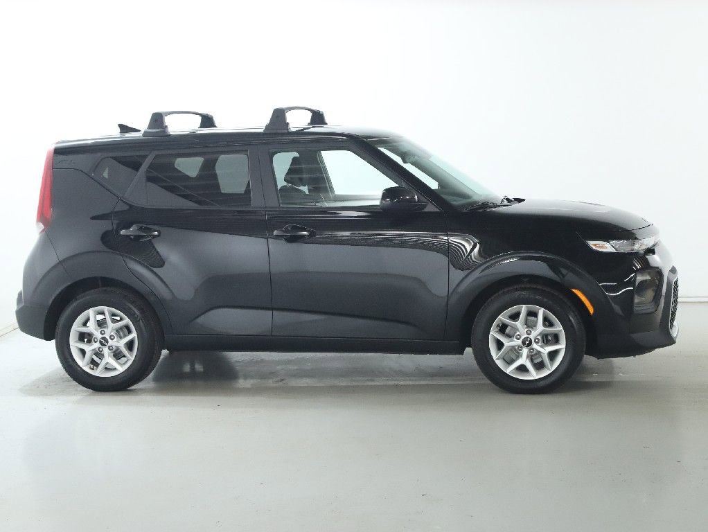 Used 2022 Kia Soul LX w/ Technology Package image 11