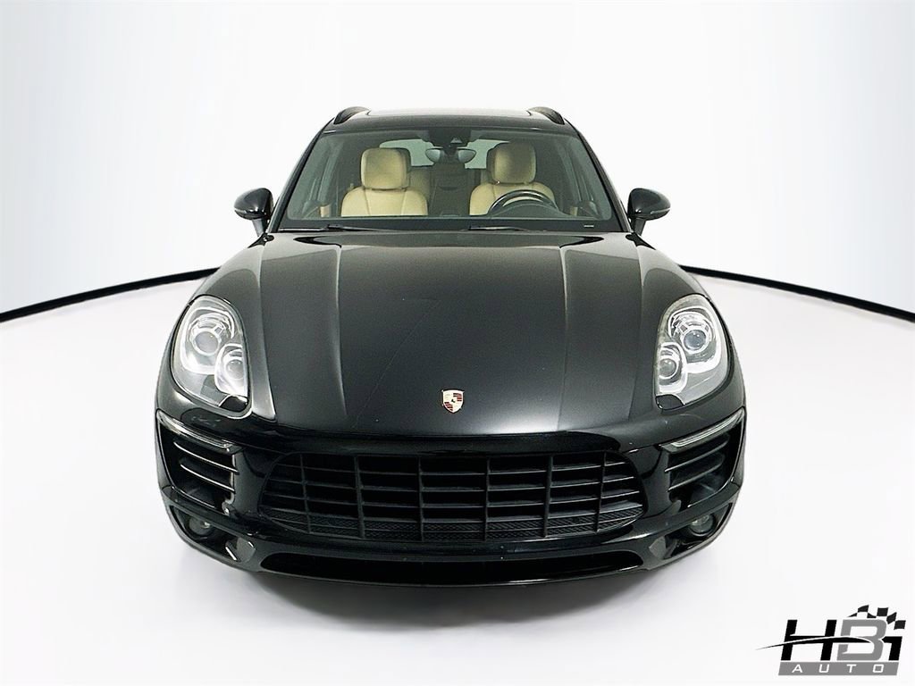 Used 2018 Porsche Macan AWD/4WD image 3