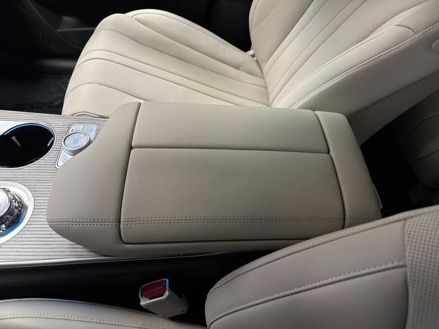 Used 2025 Genesis GV80 2.5T Advanced image 22