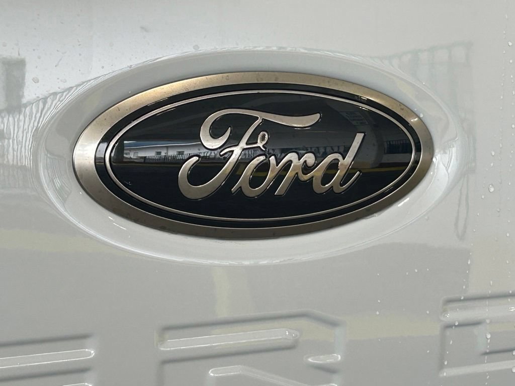 New 2026 Ford F250 Lariat w/ Black Appearance Package AWD/4WD image 27