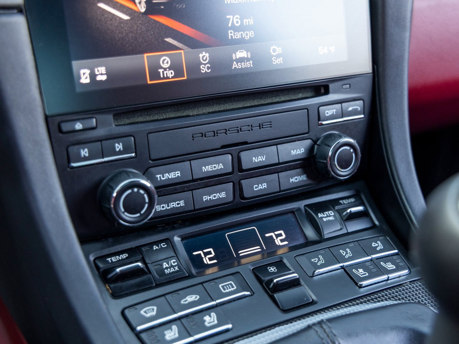 Certified 2018 Porsche 911 Targa 4 GTS image 38