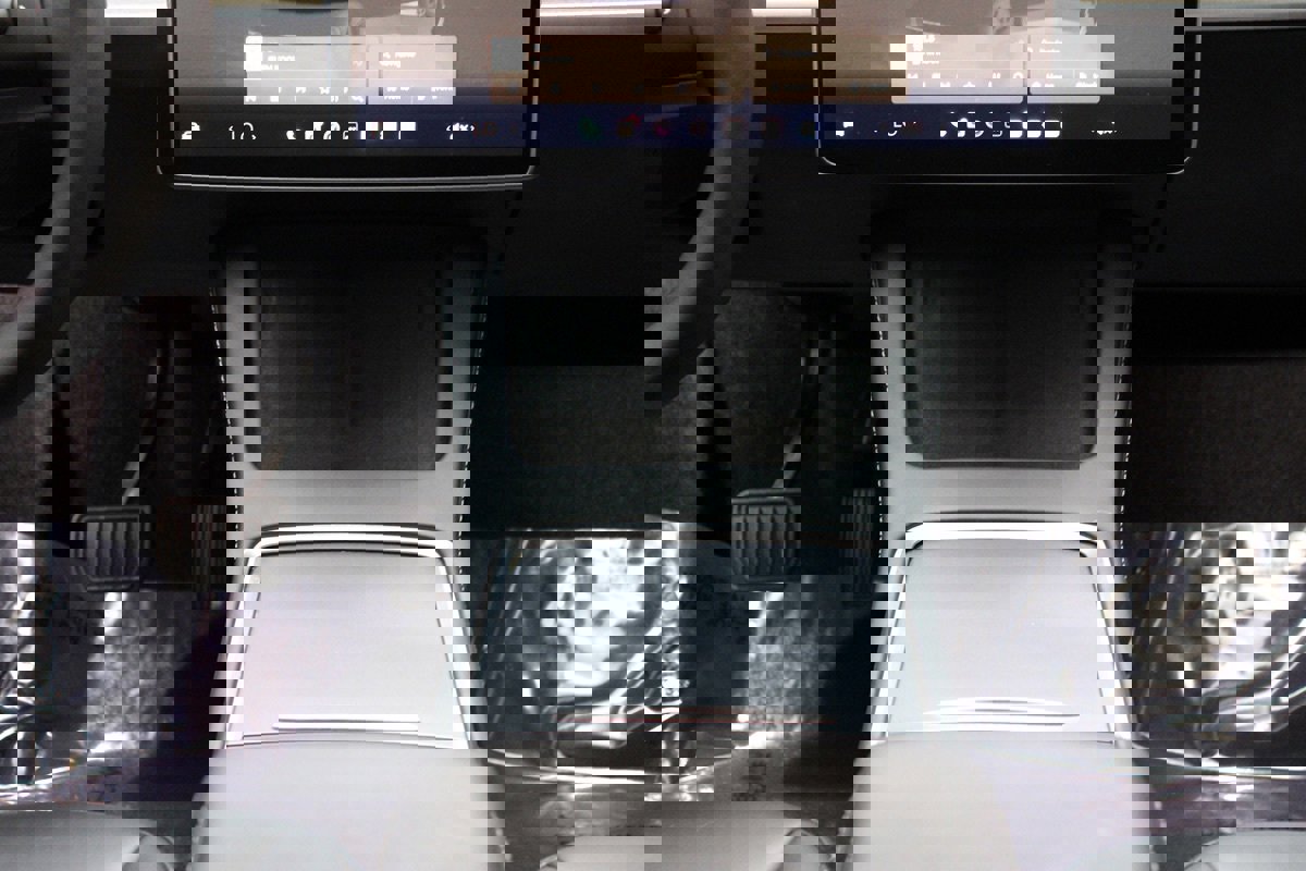 Used 2023 Tesla Model Y Long Range image 30