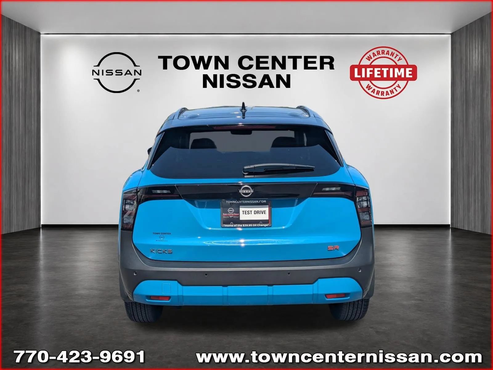 Used 2025 Nissan Kicks SR FWD image 6