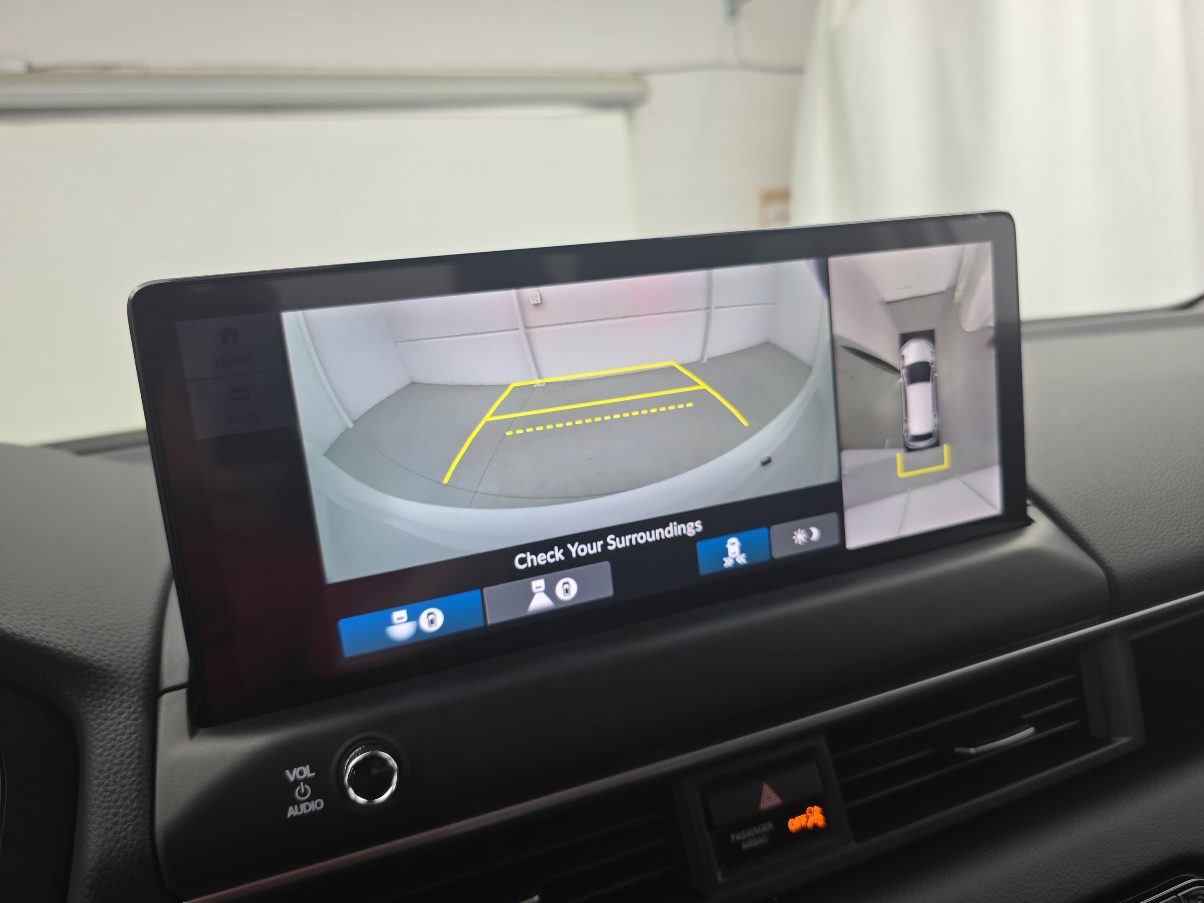 New 2026 Honda Pilot Touring image 23