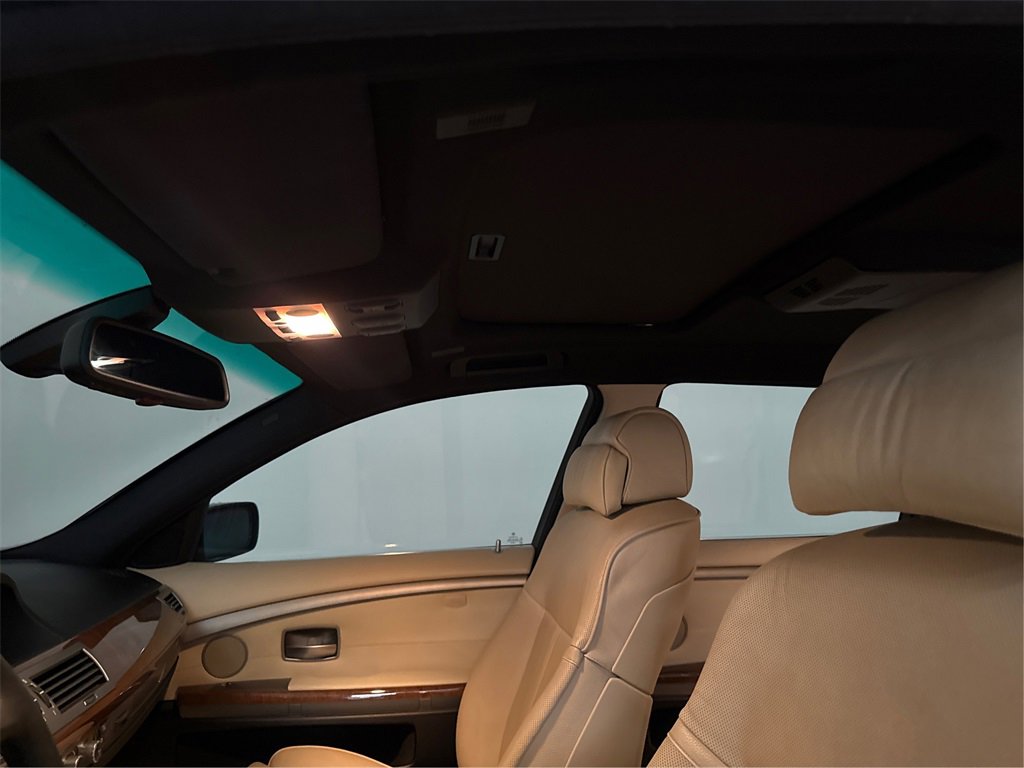 Used 2008 BMW 750Li image 23