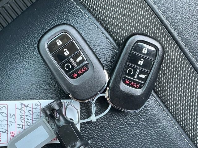 Used 2025 Honda Pilot Touring image 25