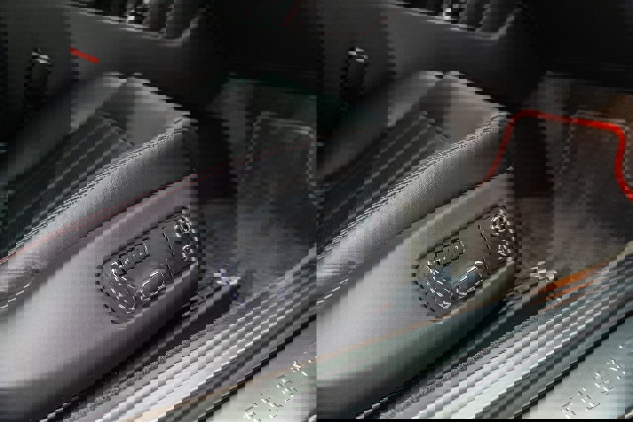 Used 2015 Bentley Continental GT image 59