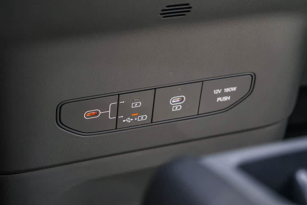 Certified 2024 Kia EV9 Wind AWD/4WD image 21
