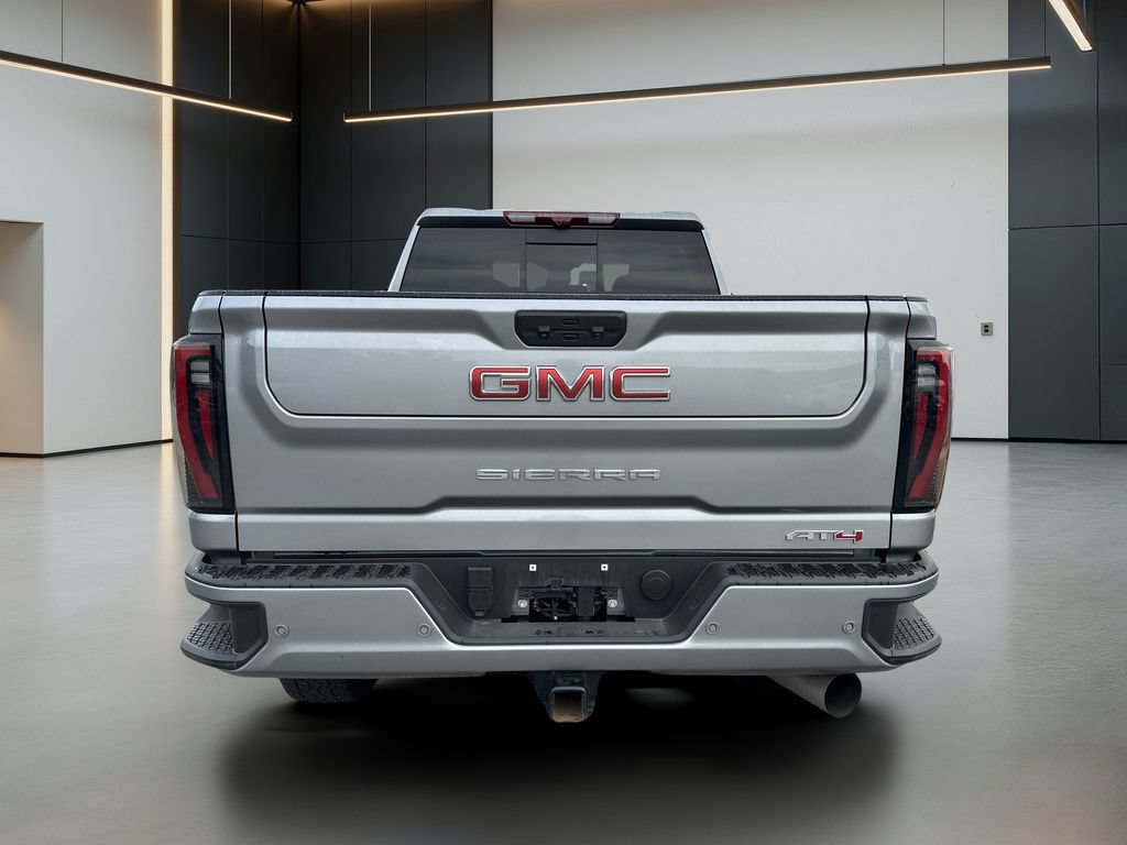 Used 2025 GMC Sierra 2500 AT4 w/ AT4 Premium Plus Package AWD/4WD image 5