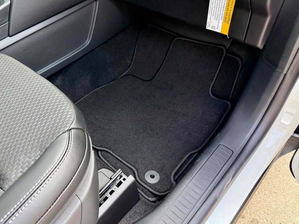 Certified 2025 Ford Escape SE FWD image 18