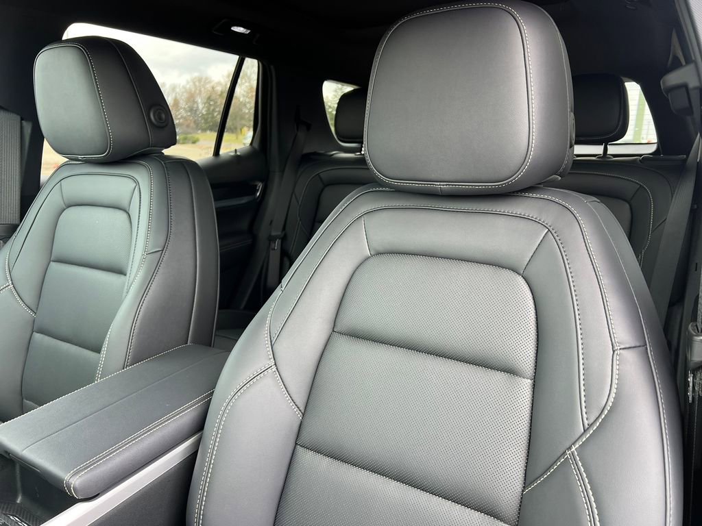 New 2026 GMC Terrain Elevation w/ Elevation Premium Package image 12