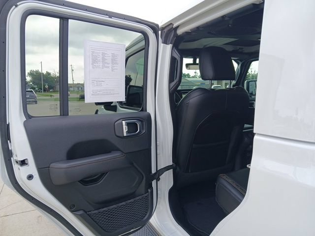Used 2023 Jeep Gladiator Overland AWD/4WD image 22