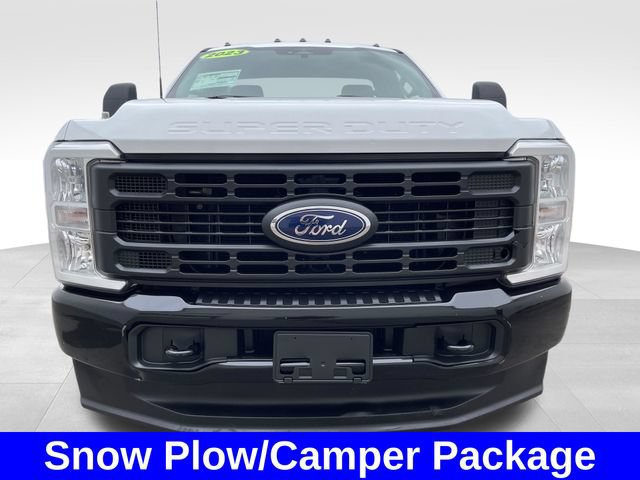Used 2023 Ford F250 XL w/ Snow Plow/Camper Package AWD/4WD image 8