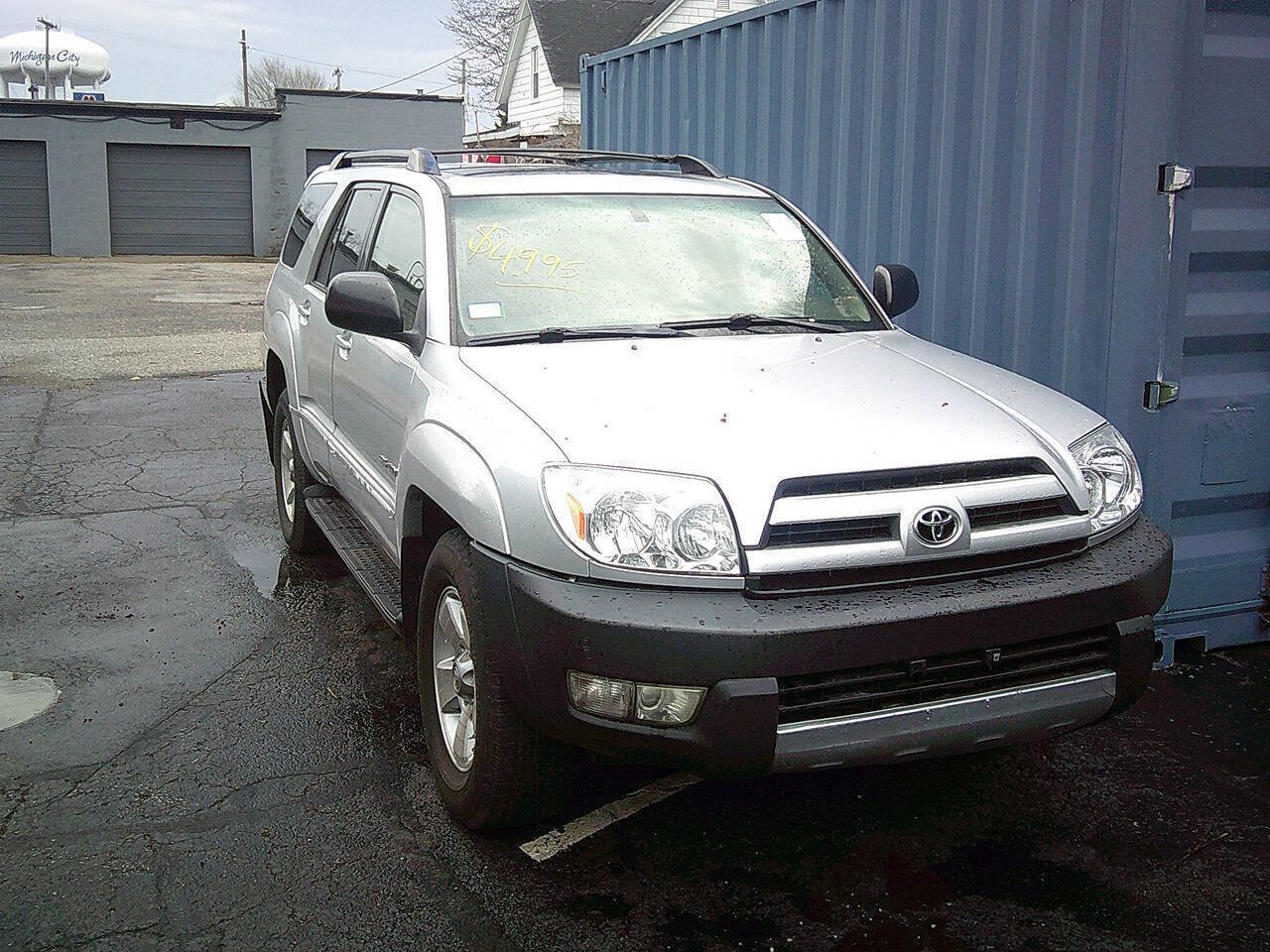 Used 2004 Toyota 4Runner SR5 image 1