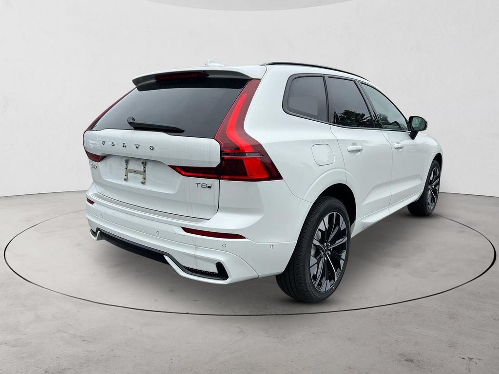 New 2026 Volvo XC60 T8 Plus w/ Protection Package Premier AWD/4WD image 5