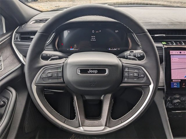 New 2025 Jeep Grand Cherokee Limited image 16