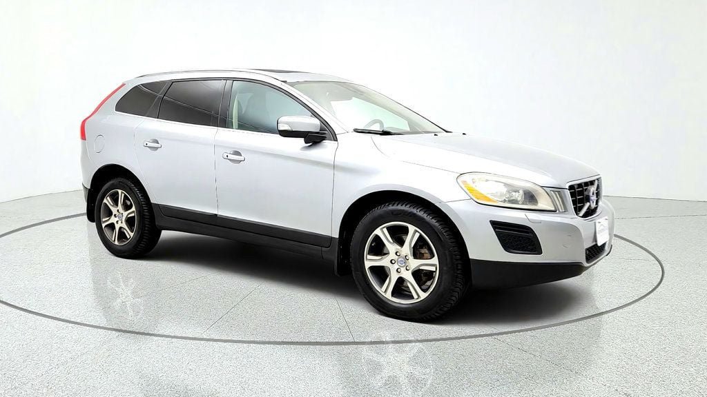 Used 2013 Volvo XC60 T6 AWD/4WD image 3